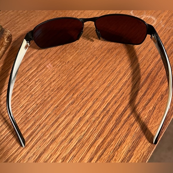Maui Jim Black Coral Polarized Rectangle Sunglasses in Bronze - Picture 4 of 9